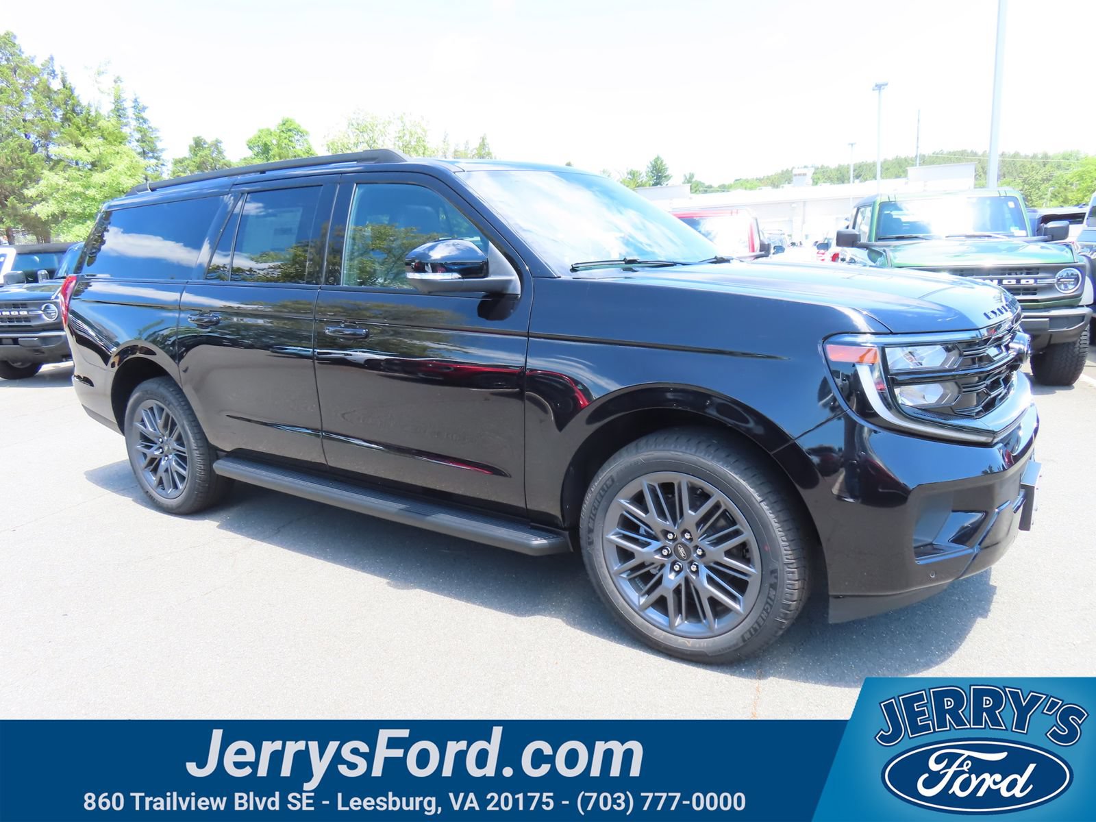 New 2026 Ford Expedition Max Platinum w/ Stealth Appearance Package AWD/4WD image 1