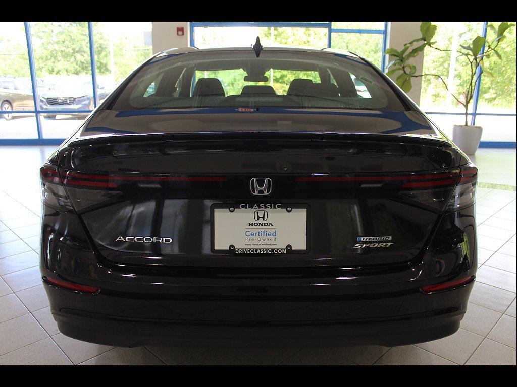 Used 2025 Honda Accord Sport image 6