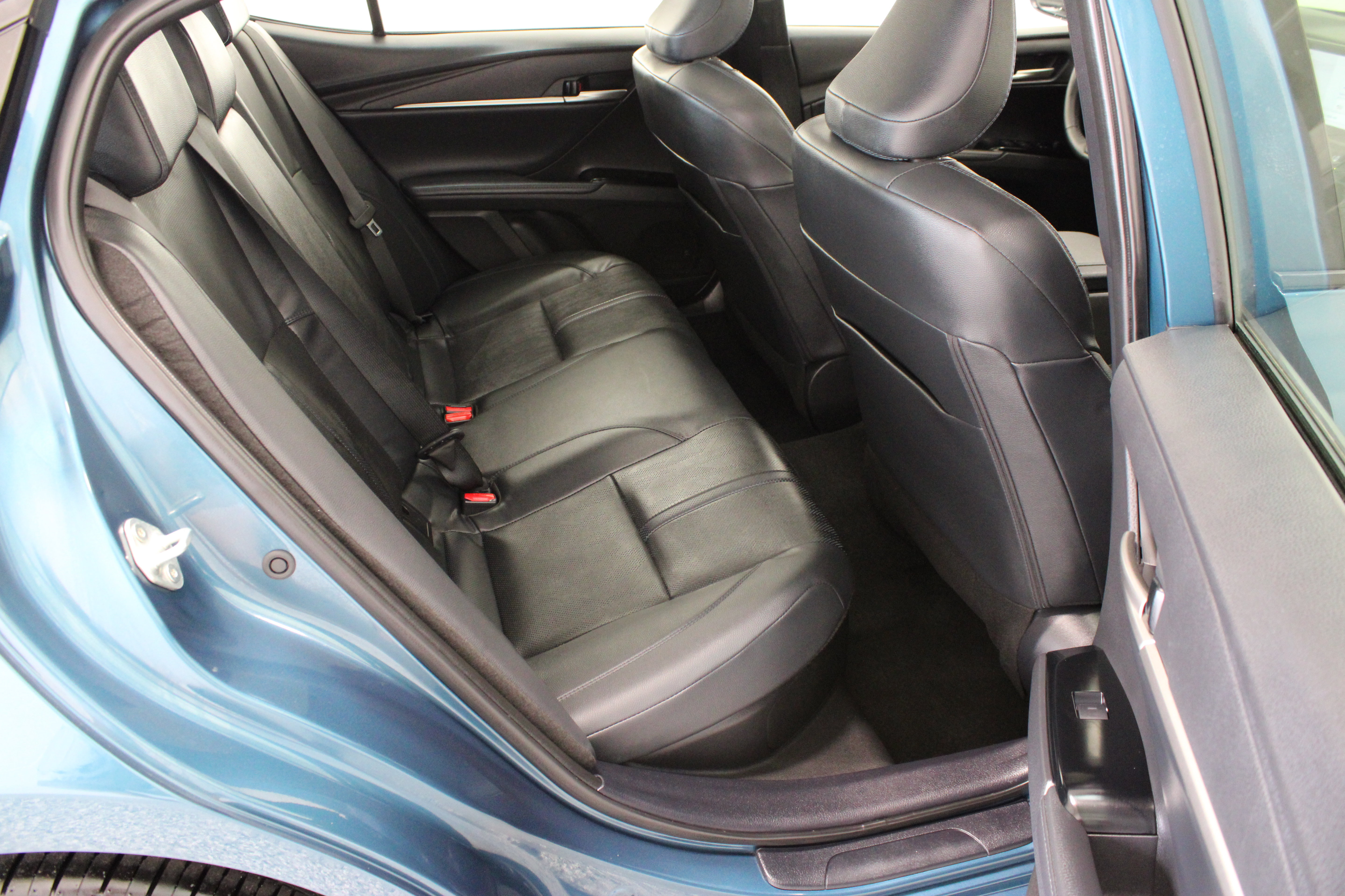 Used 2025 Toyota Camry XSE w/ Premium Plus Package FWD image 34