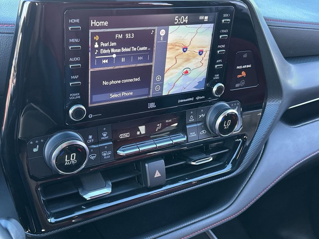 Used 2022 Toyota Highlander XSE image 13