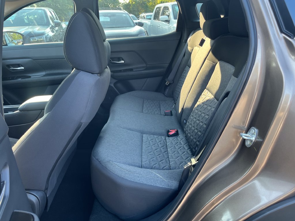 New 2027 Nissan Kicks SV w/ SV Premium Package AWD/4WD image 33