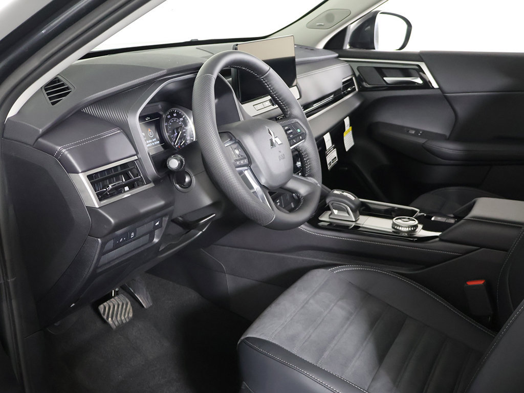 New 2026 Mitsubishi Outlander SE FWD image 25