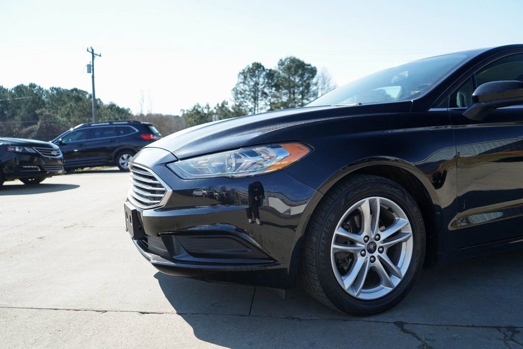 Used 2018 Ford Fusion SE w/ Fusion SE Technology Package image 27