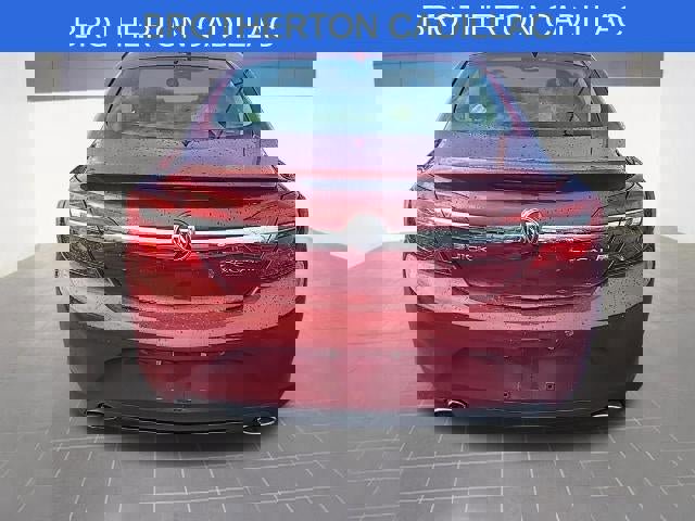 Used 2017 Buick Regal Sport Touring image 8