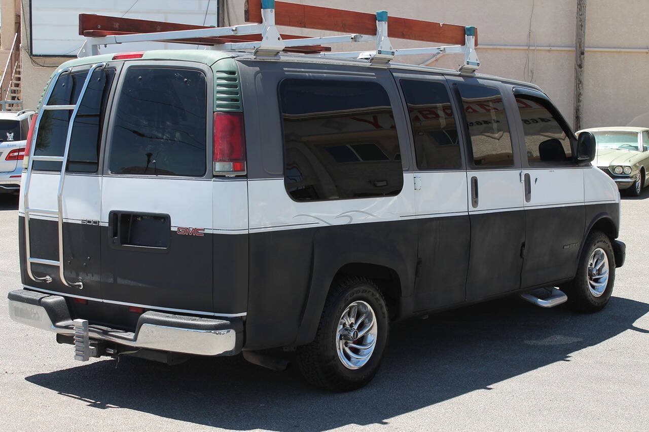 Used 2000 GMC Savana 1500 w/ Marketing Option Pkg 1SE RWD image 8