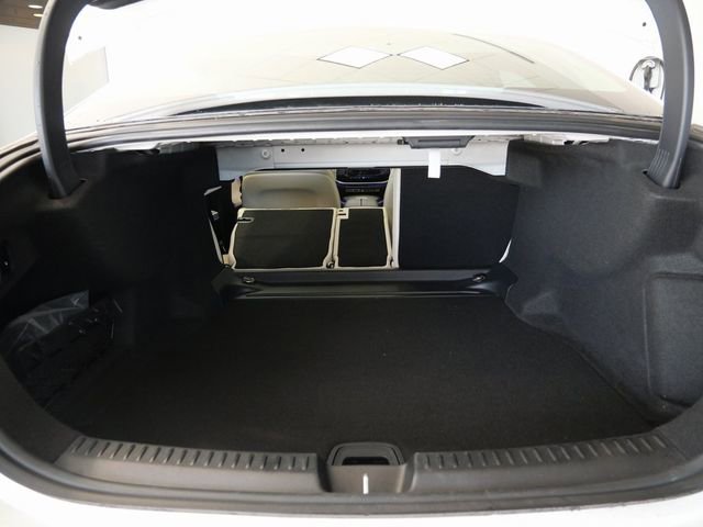 Used 2025 Mercedes-Benz E 350 4MATIC Sedan image 28