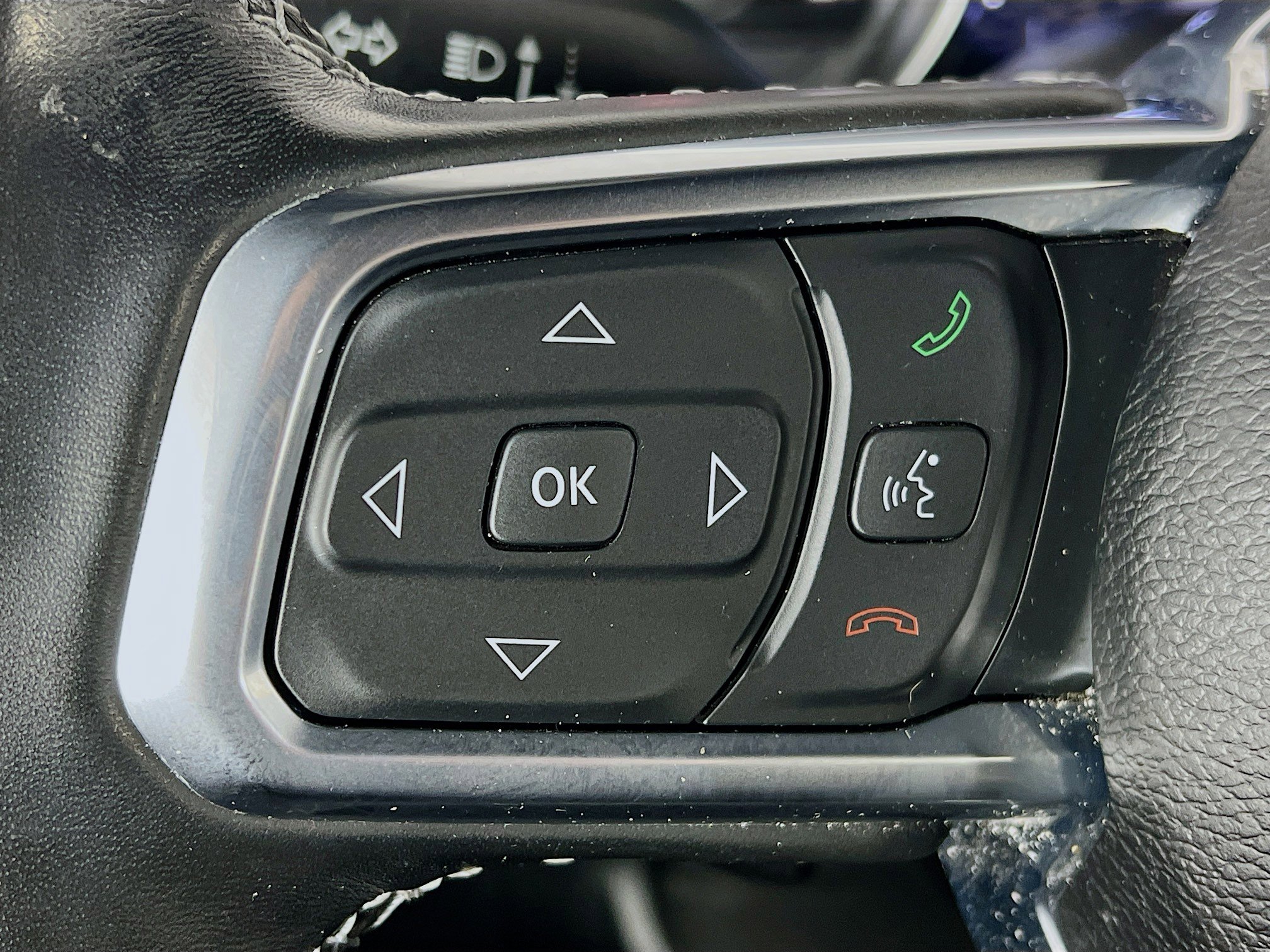 Used 2023 Jeep Wrangler Sahara w/ Cold Weather Group image 15