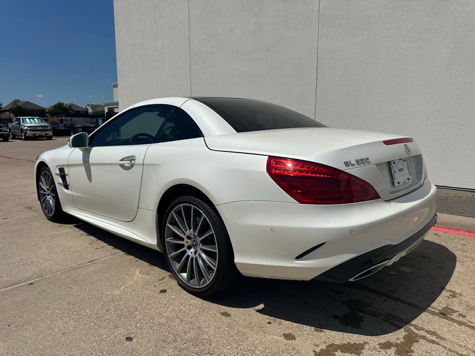 Used 2020 Mercedes-Benz SL 550 image 11