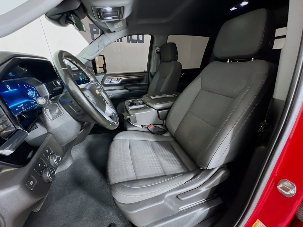 Used 2024 Chevrolet Silverado 2500 LT w/ Snow Plow Prep/Camper Package image 36