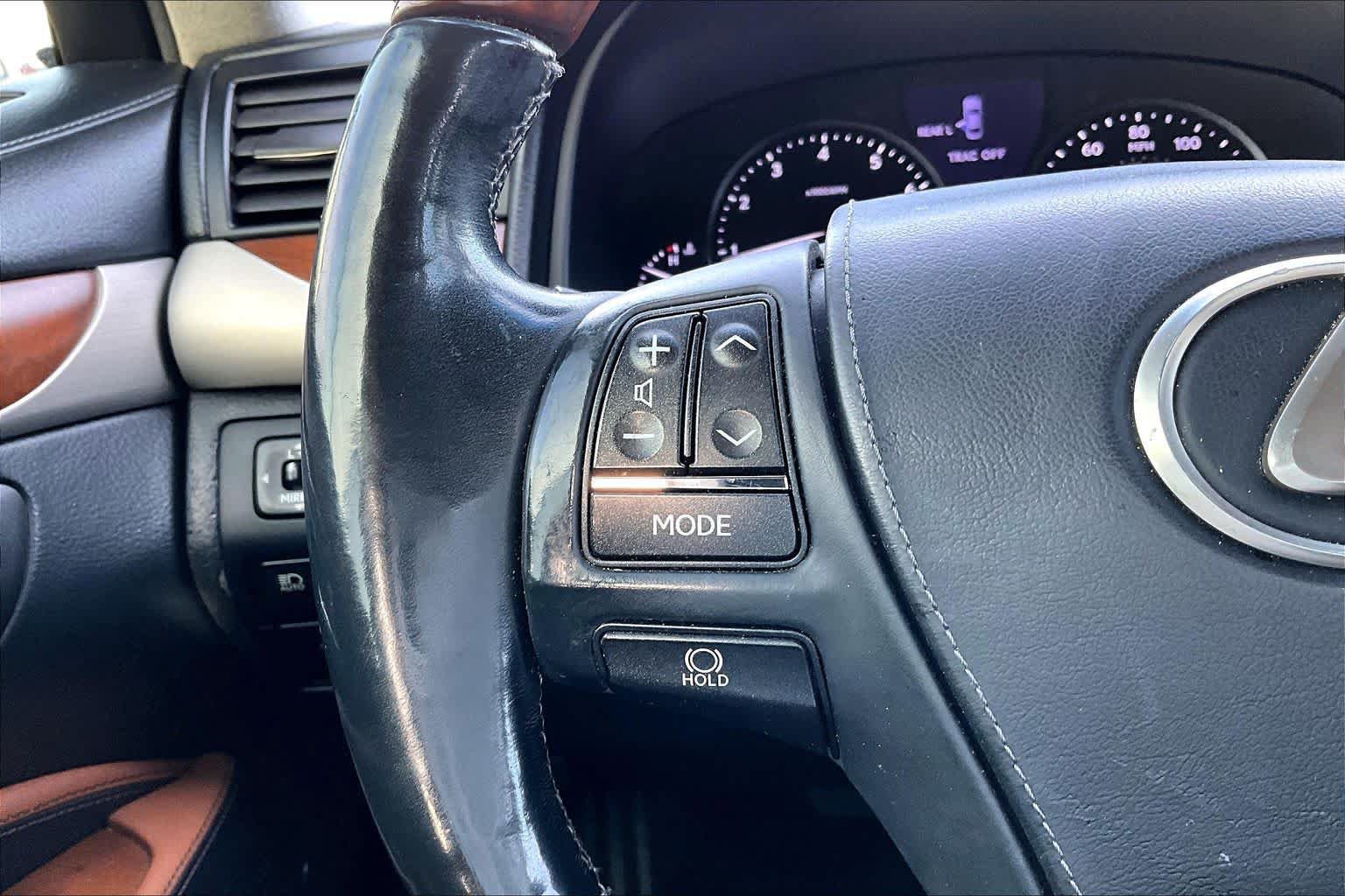 Used 2013 Lexus LS 460 L AWD/4WD image 23
