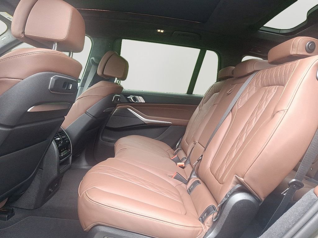 New 2026 BMW X7 xDrive40i w/ Executive Package image 5
