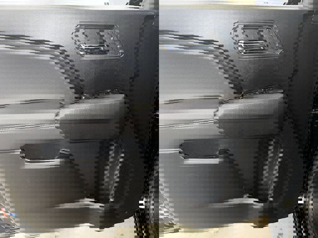 Certified 2024 Chevrolet Colorado LT w/ LT Convenience Package III image 4