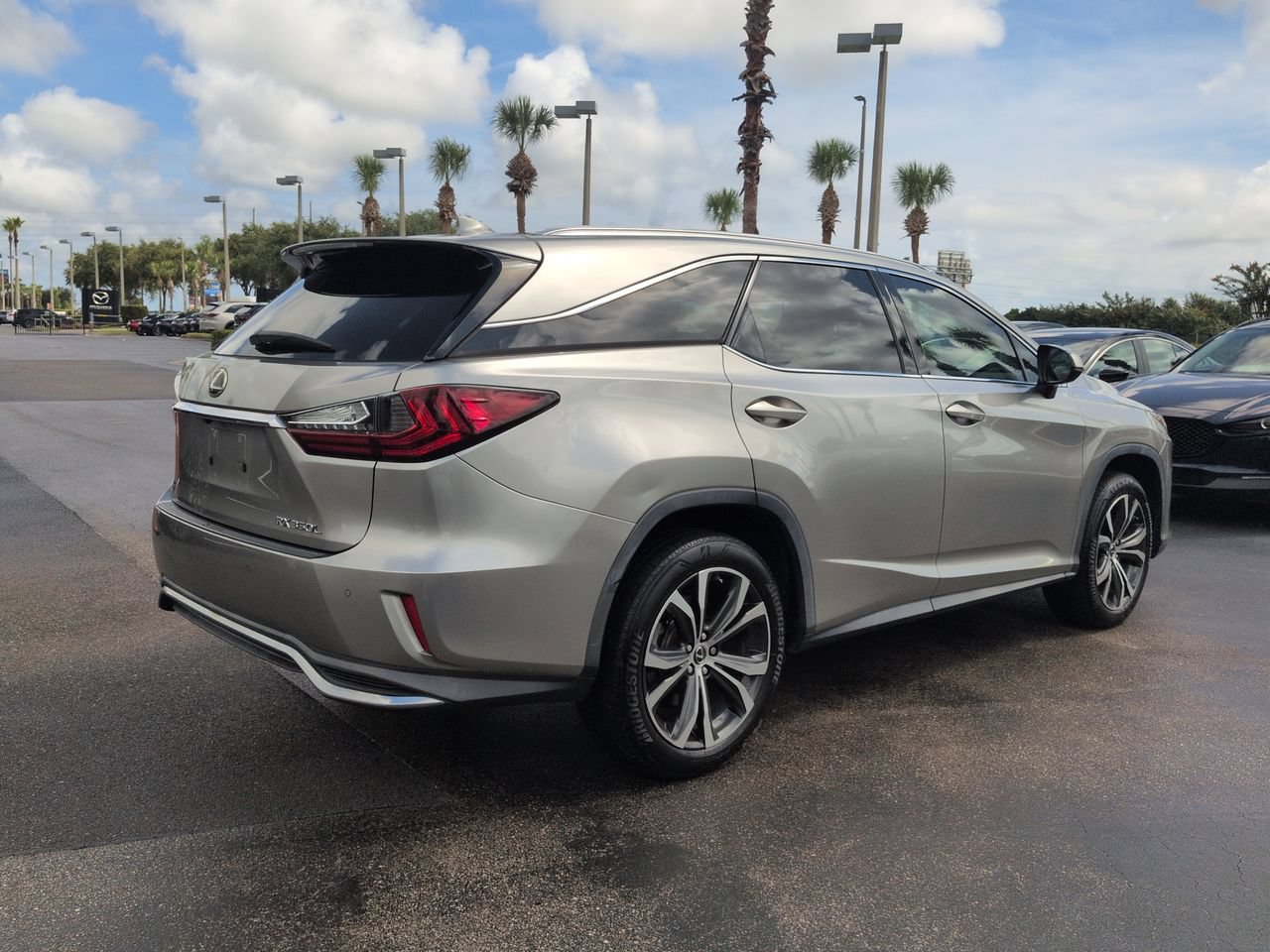 Used 2019 Lexus RX 350L FWD w/ Premium Package image 4