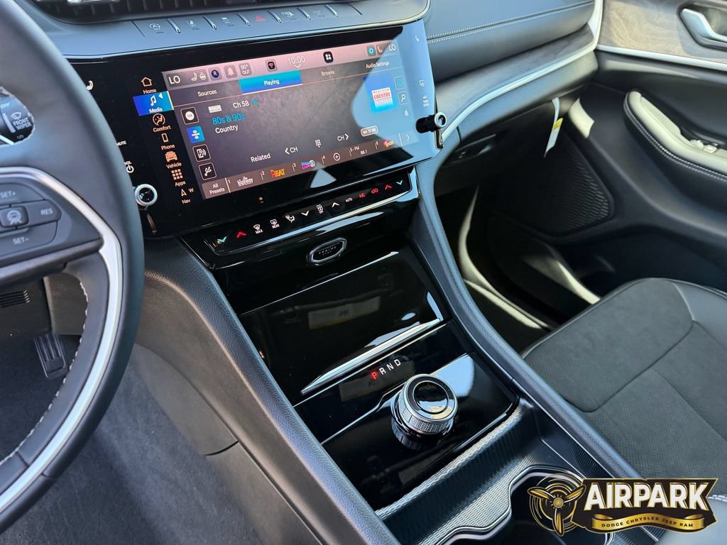 New 2026 Jeep Grand Cherokee Altitude RWD image 20