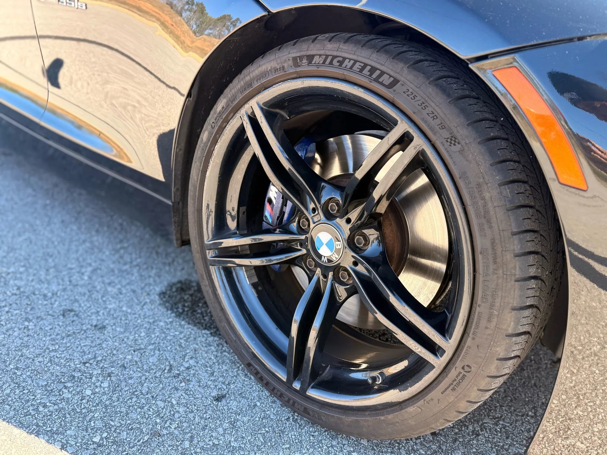 Used 2011 BMW Z4 sDrive35is image 10
