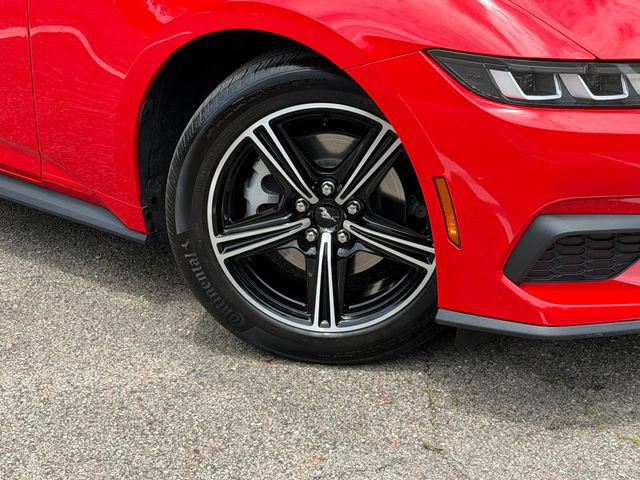 Used 2024 Ford Mustang Coupe RWD image 27