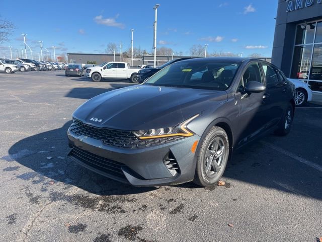 Used 2022 Kia K5 LXS image 11
