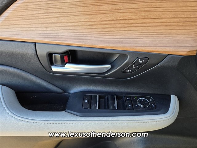 Used 2024 Toyota Grand Highlander Platinum image 22