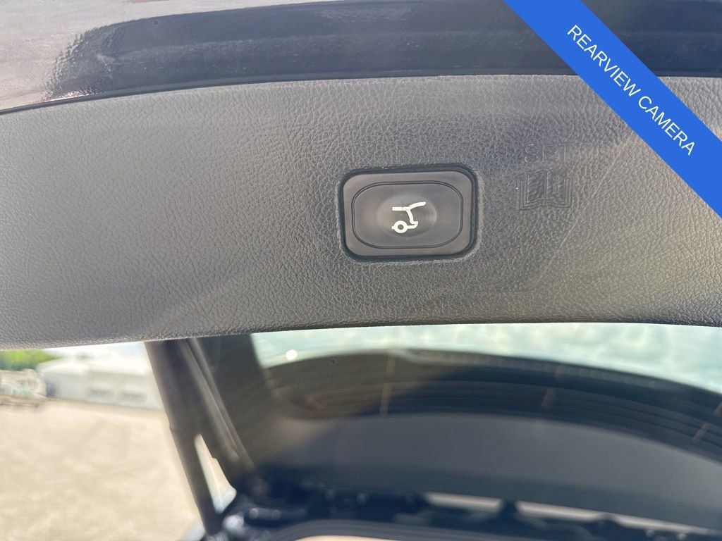 Used 2021 Ford Edge Titanium image 15