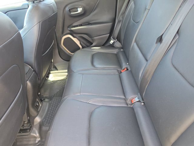 Used 2017 Jeep Renegade Limited FWD image 13