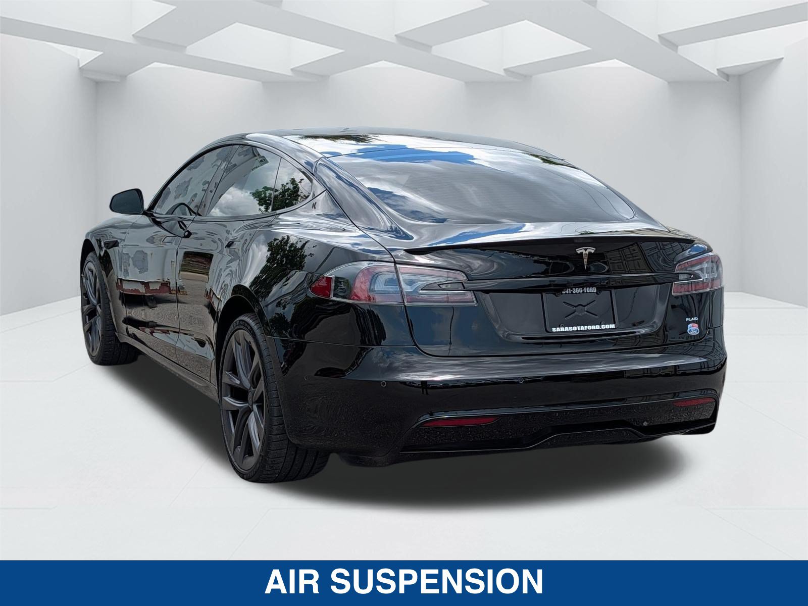 Used 2021 Tesla Model S Plaid AWD/4WD image 7