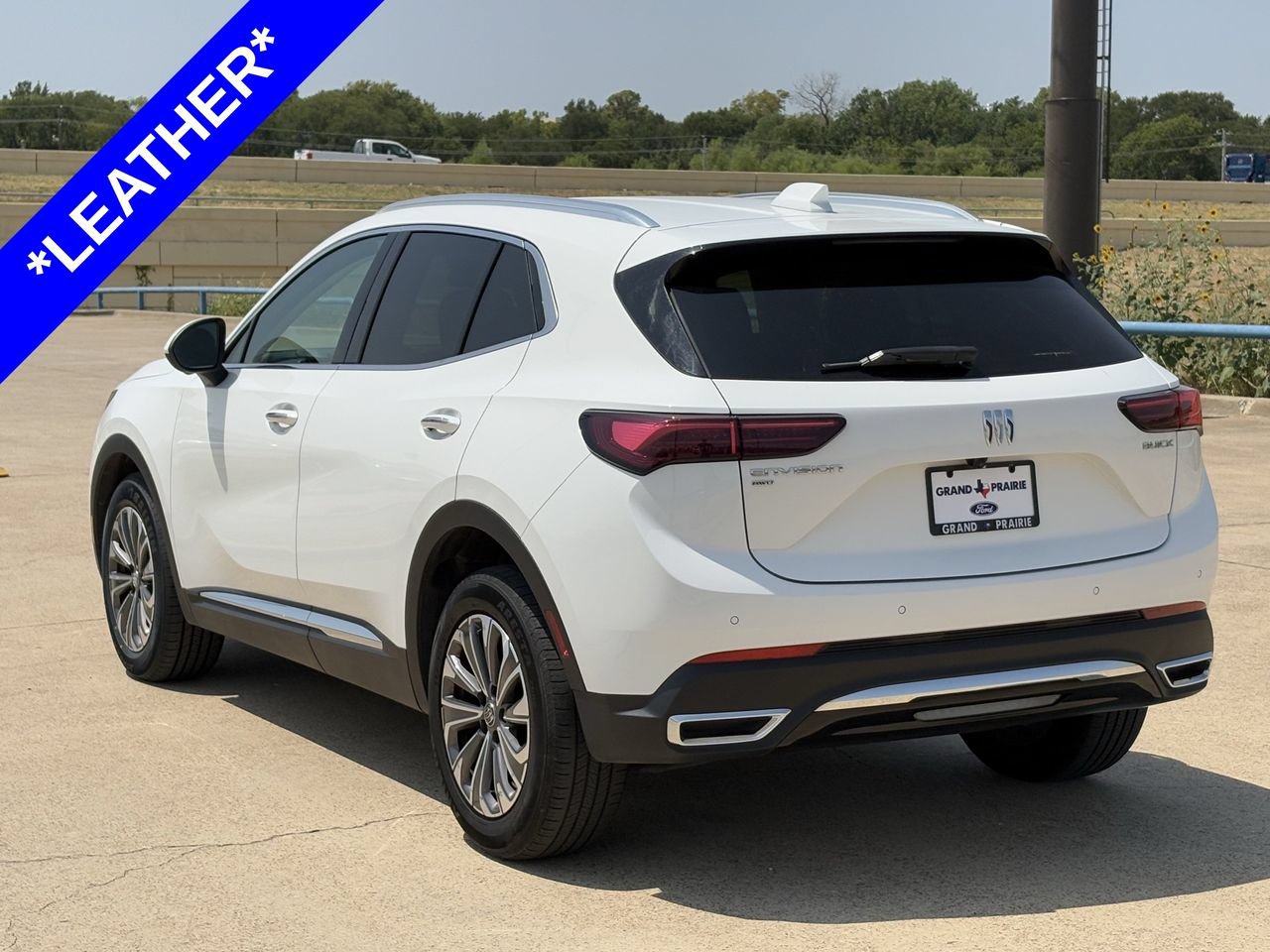 Used 2024 Buick Envision Preferred AWD/4WD image 6