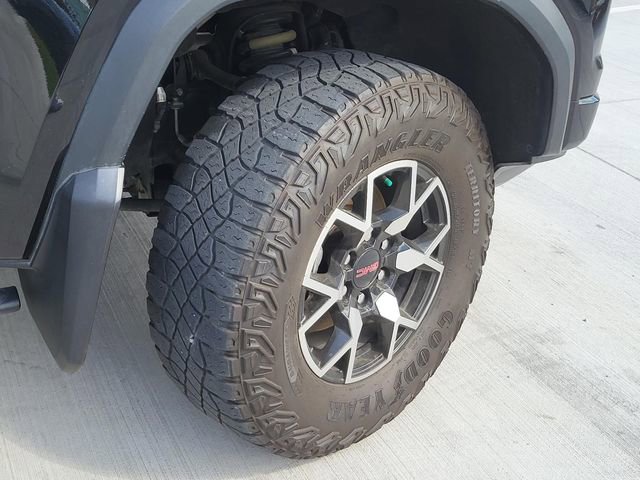 Used 2023 GMC Canyon AT4X image 7