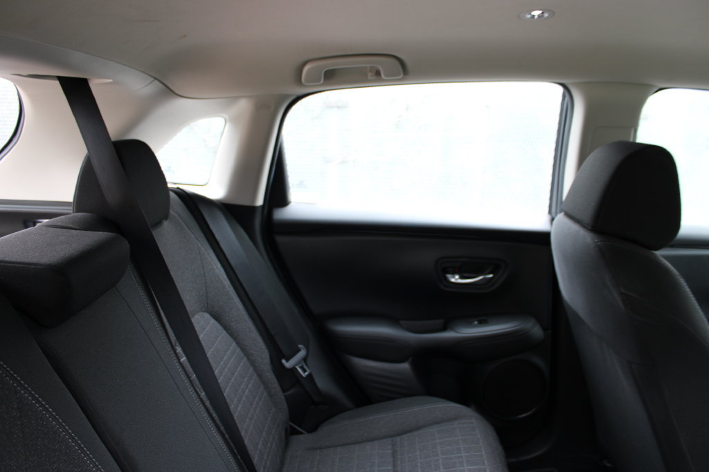 Used 2025 Honda HR-V LX image 23