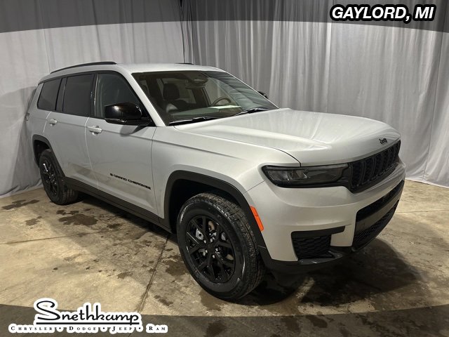 New 2024 Jeep Grand Cherokee L Altitude image 1