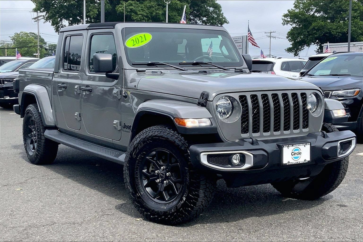 Used 2021 Jeep Gladiator Sport AWD/4WD image 2