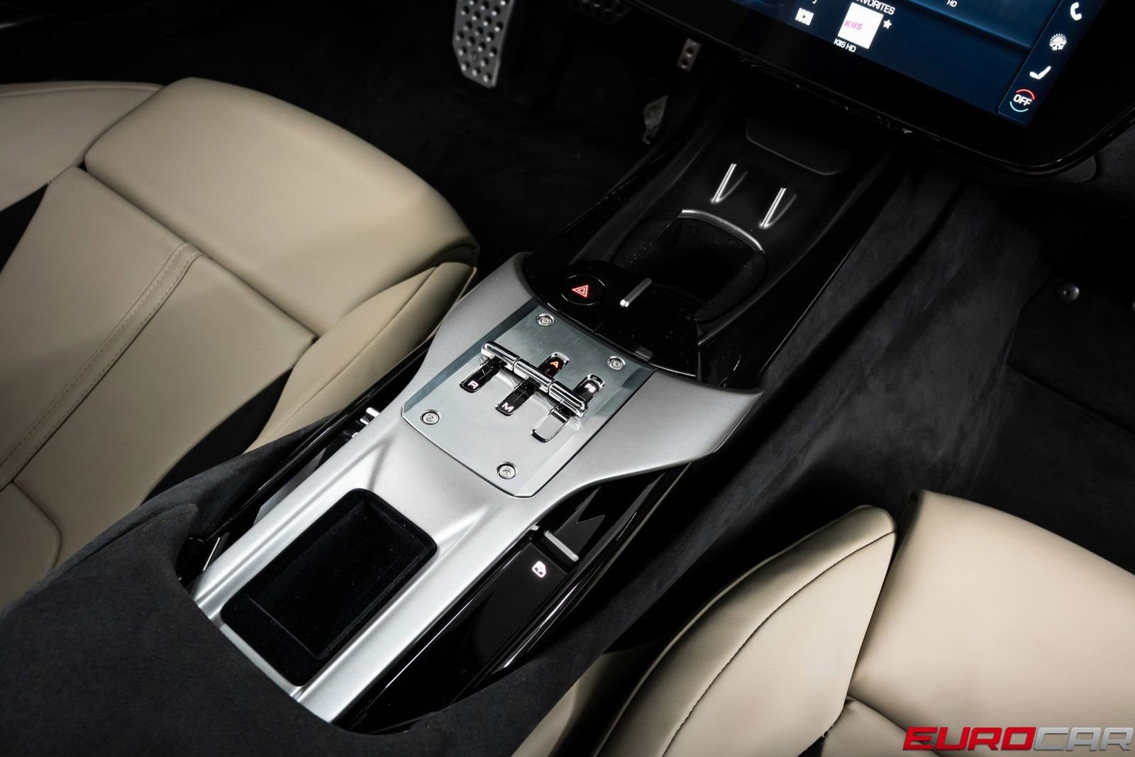 Used 2025 Ferrari 12Cilindri image 32