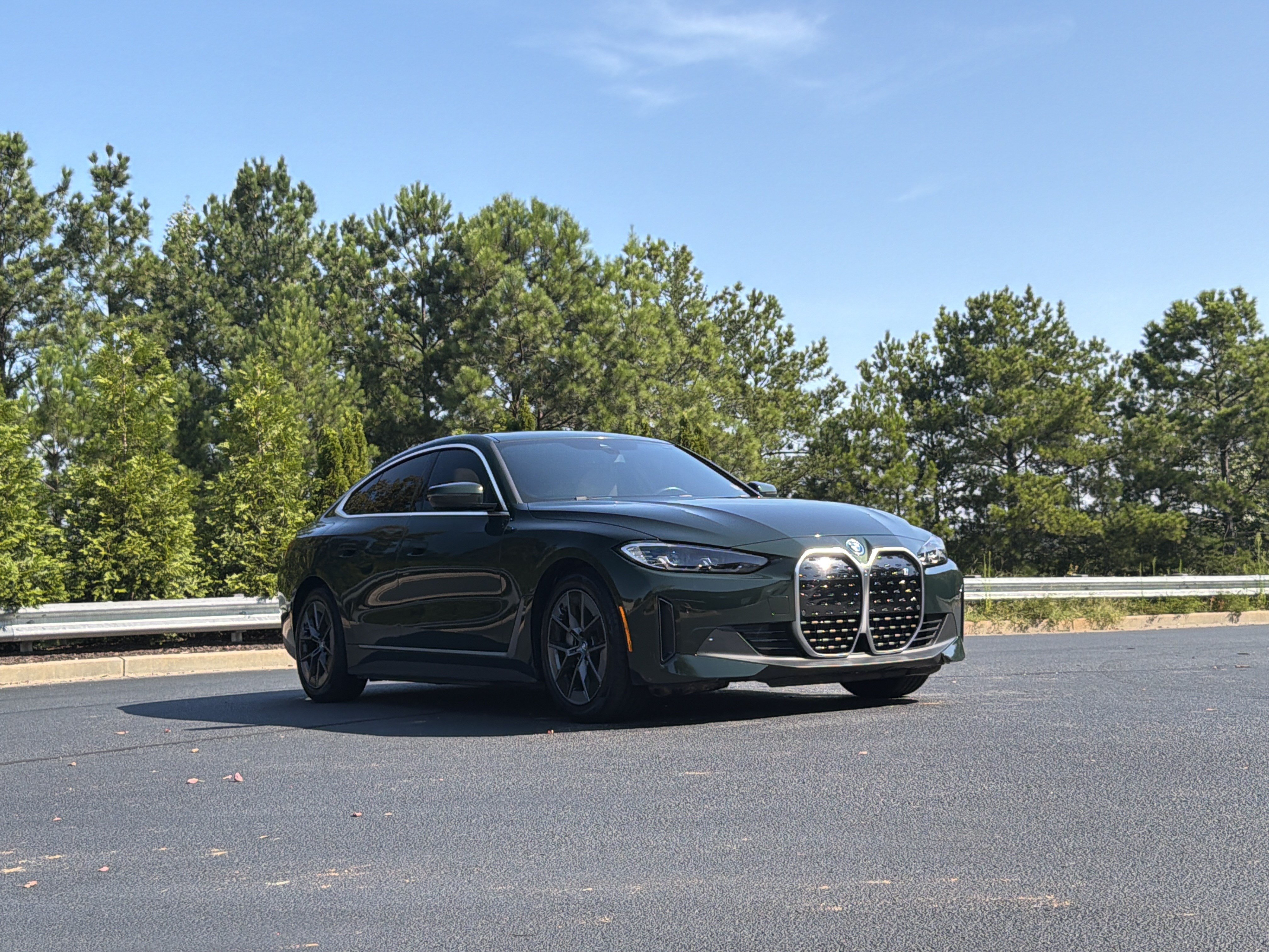 Used 2023 BMW i4 eDrive40 w/ Premium Package RWD image 36