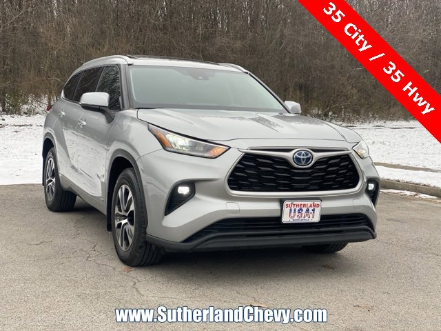 Used 2022 Toyota Highlander XLE image 9