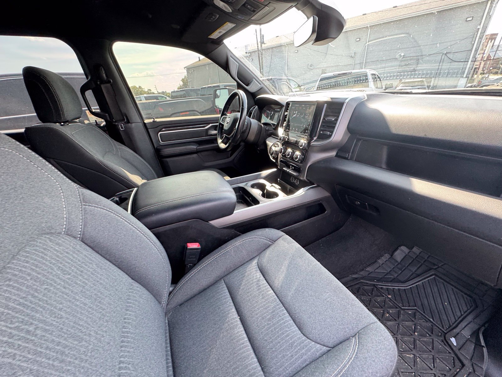 Used 2021 RAM 1500 Big Horn RWD image 33
