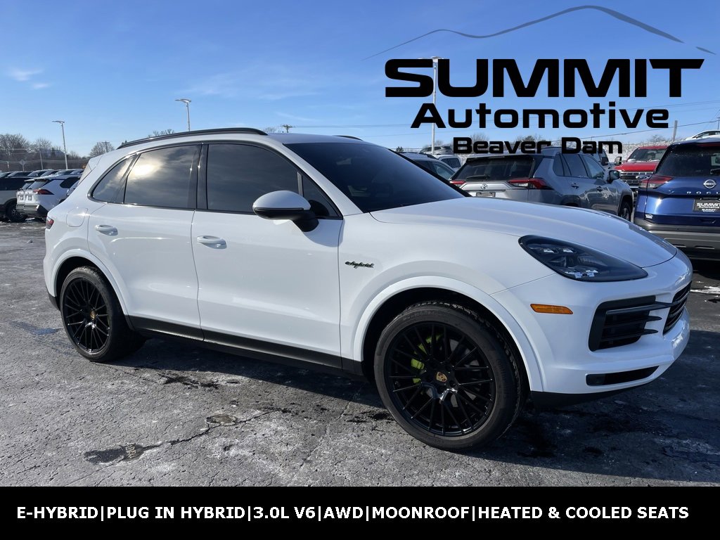 Used 2021 Porsche Cayenne Base image 1