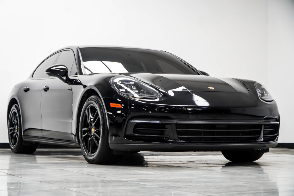 Used 2024 Porsche Taycan w/ Premium Package RWD image 4