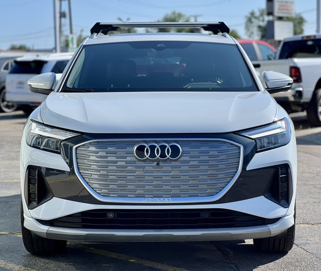 Used 2022 Audi Q4 e-tron Premium Plus w/ Premium Plus AWD/4WD image 39