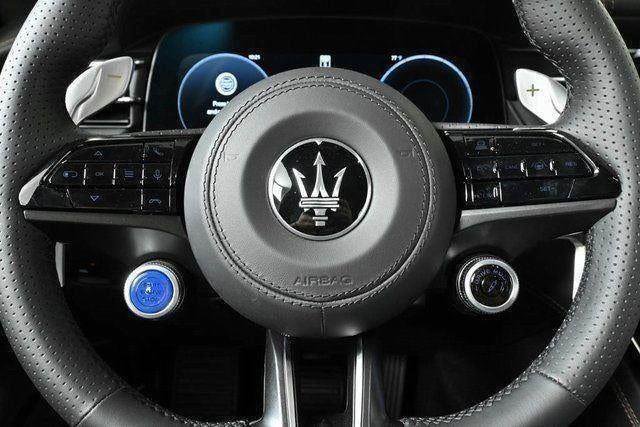 New 2025 Maserati Grecale Folgore AWD/4WD image 10