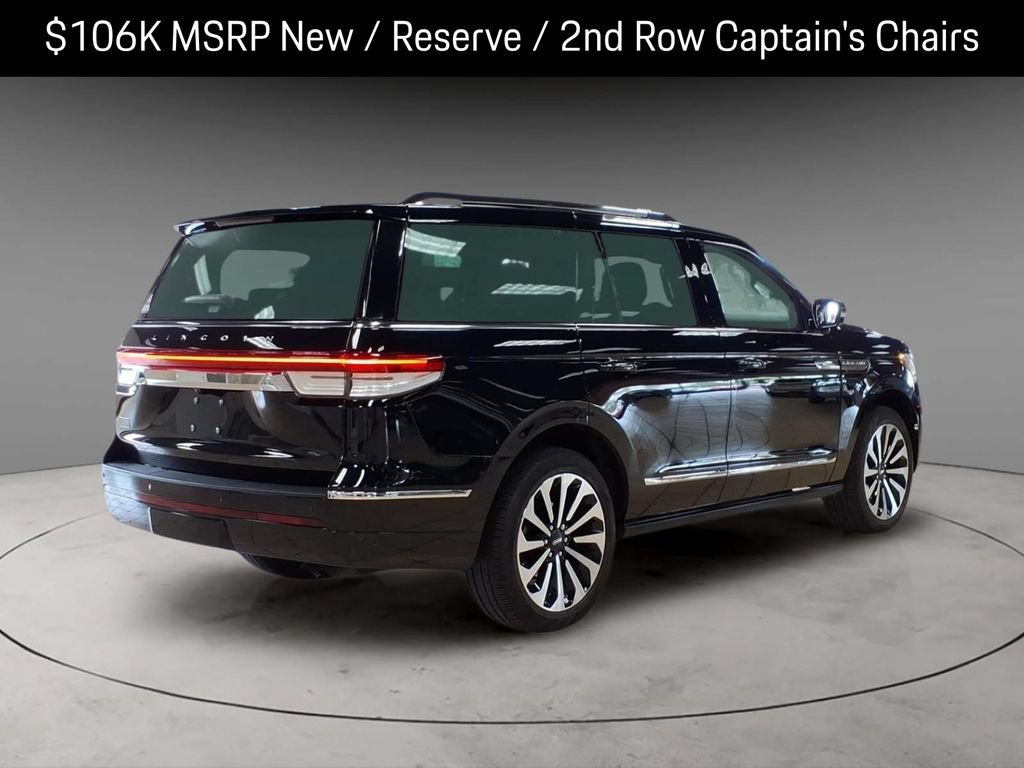 Used 2023 Lincoln Navigator Reserve AWD/4WD image 9