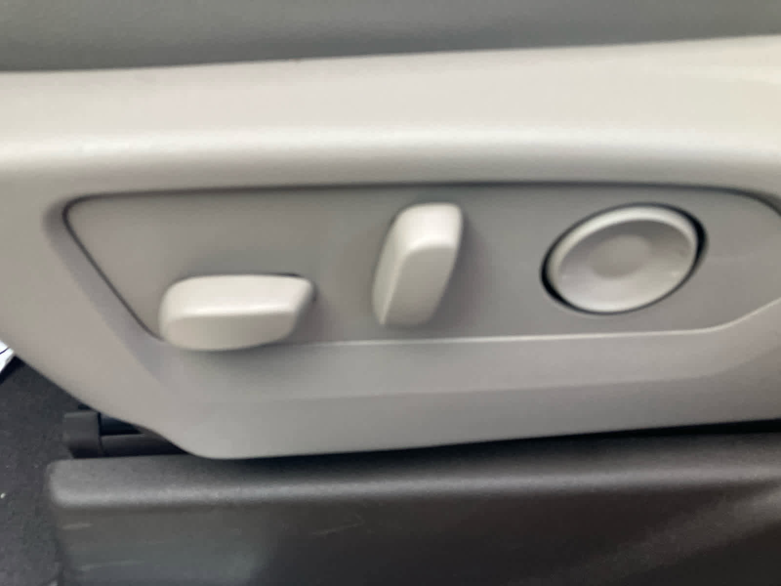 New 2026 GMC Sierra 1500 SLT w/ SLT Premium Plus Package image 11