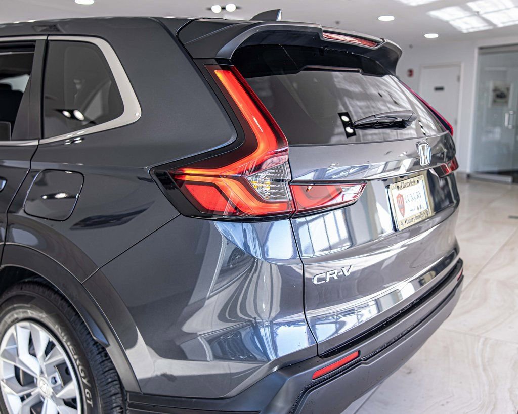 Used 2025 Honda CR-V LX image 15