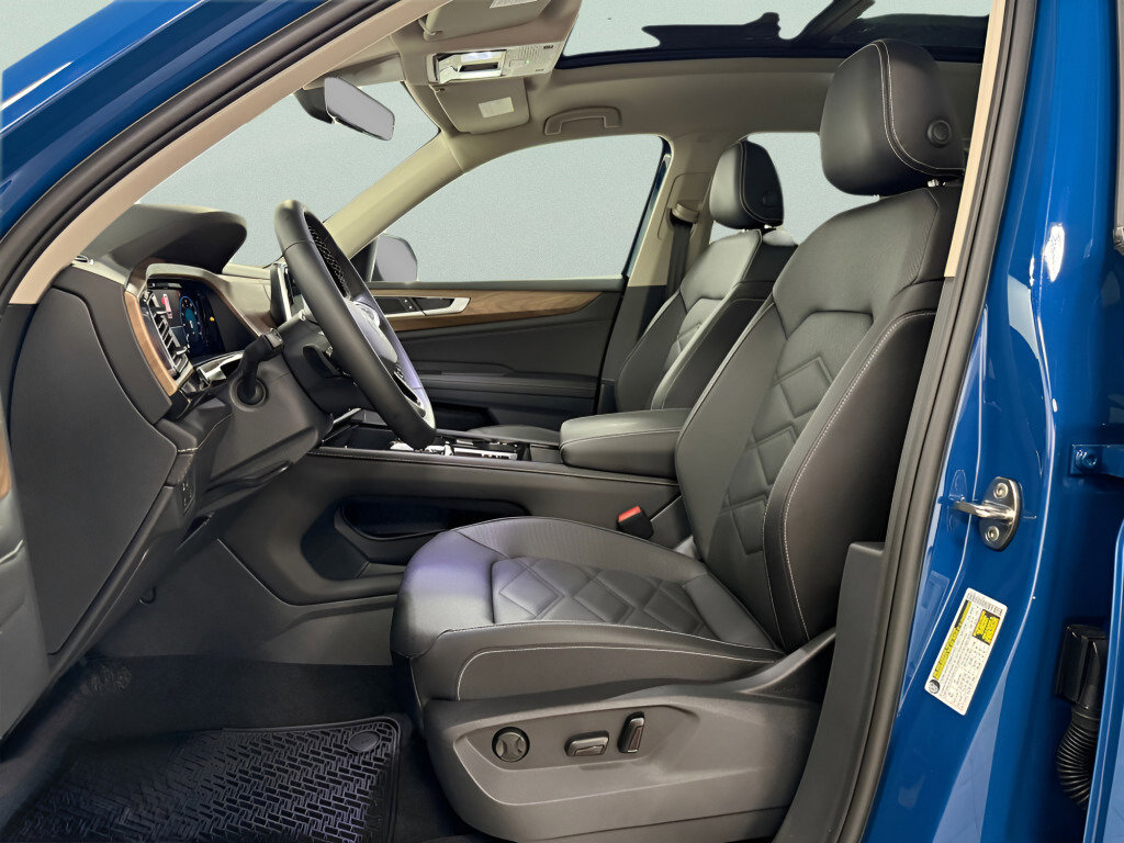 New 2026 Volkswagen Atlas SE image 18