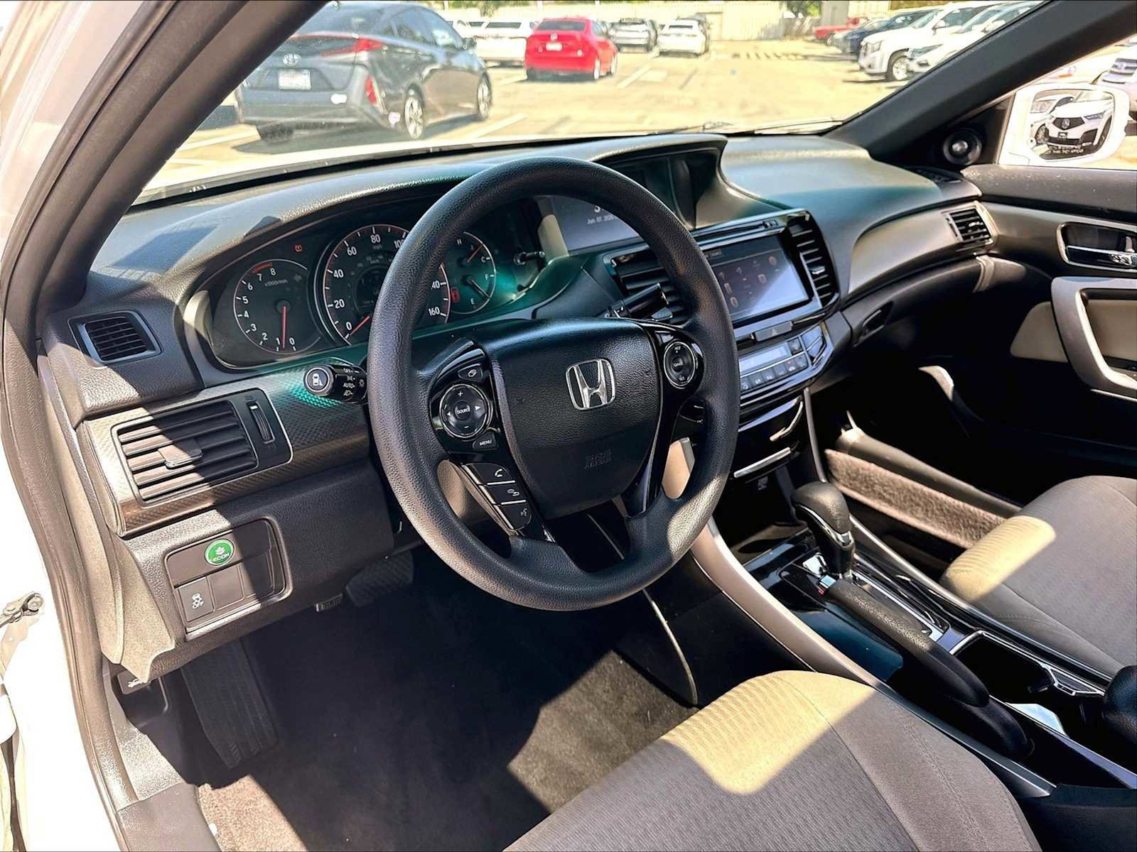 Used 2017 Honda Accord EX image 16