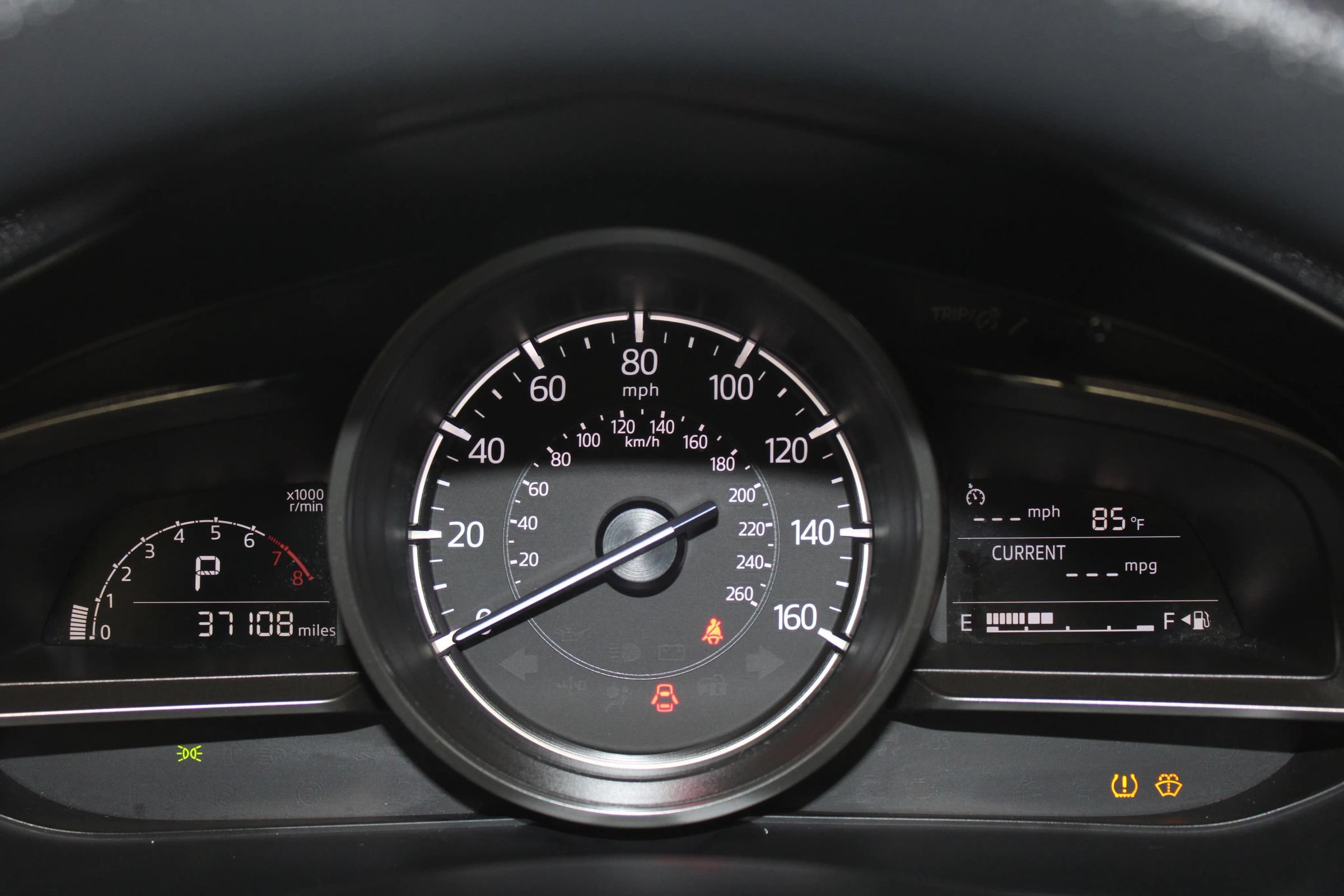 Used 2018 MAZDA MAZDA3 Sport w/ Preferred Equipment Package FWD image 13
