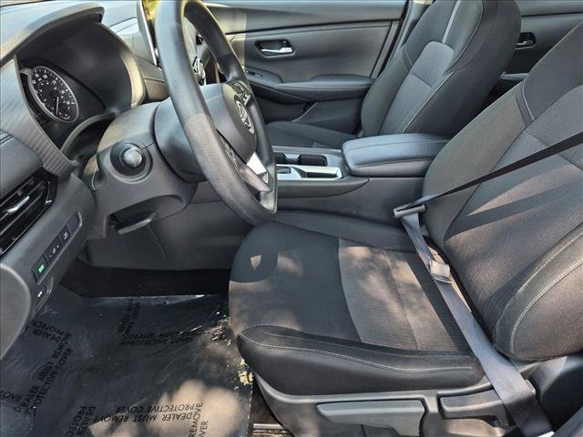 Used 2025 Nissan Sentra SV FWD image 15