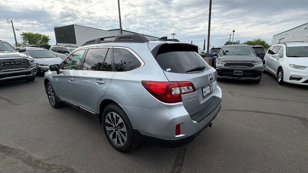 Used 2016 Subaru Outback 3.6R Limited image 6
