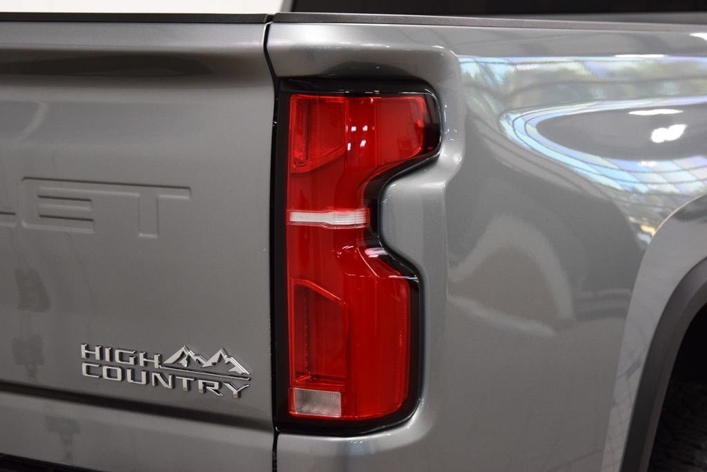 New 2026 Chevrolet Silverado 2500 High Country w/ High Country Premium Package AWD/4WD image 22