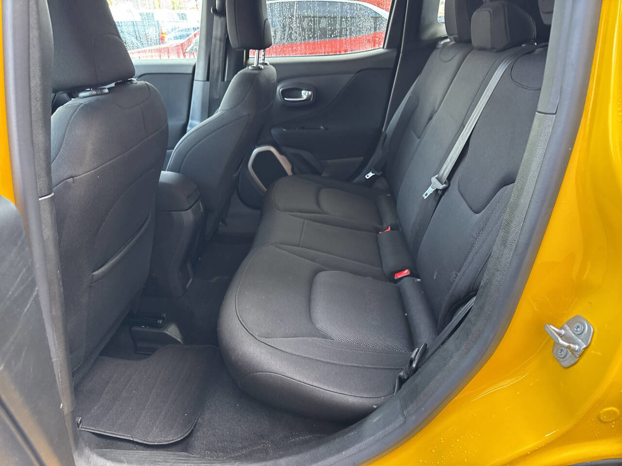Used 2017 Jeep Renegade Latitude image 16