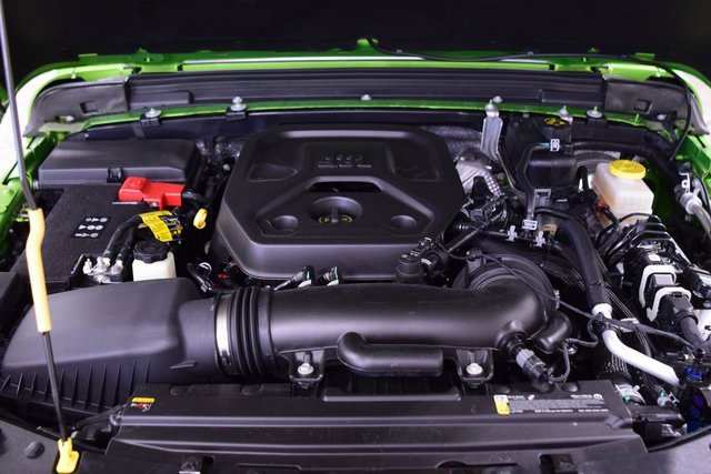 Used 2025 Jeep Wrangler Sport image 28