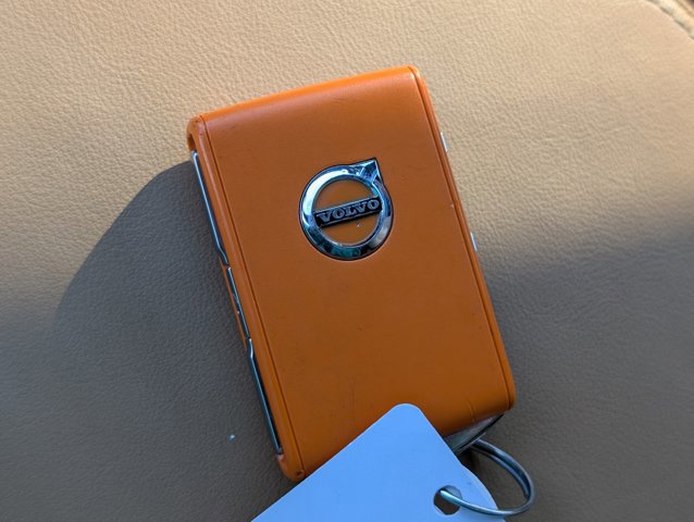 Used 2022 Volvo XC90 T6 Inscription w/ Advanced Package image 32